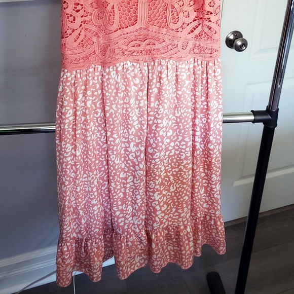 Perfectly Priscilla - Cute dress! - Picture 10 of 10